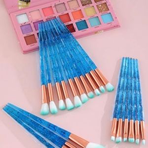 Sasha o blue makeup brushes
